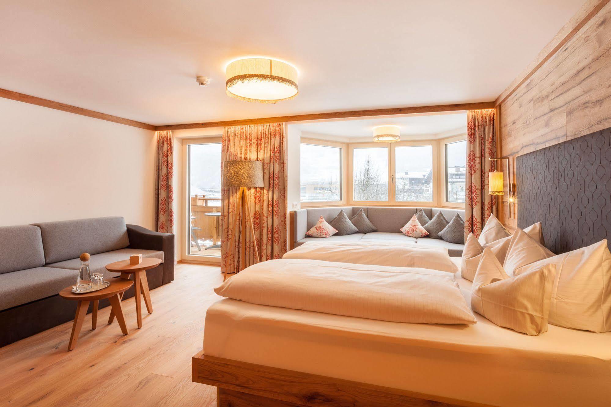 Ferienhotel Sonnenhof Zell am Ziller Exterior photo